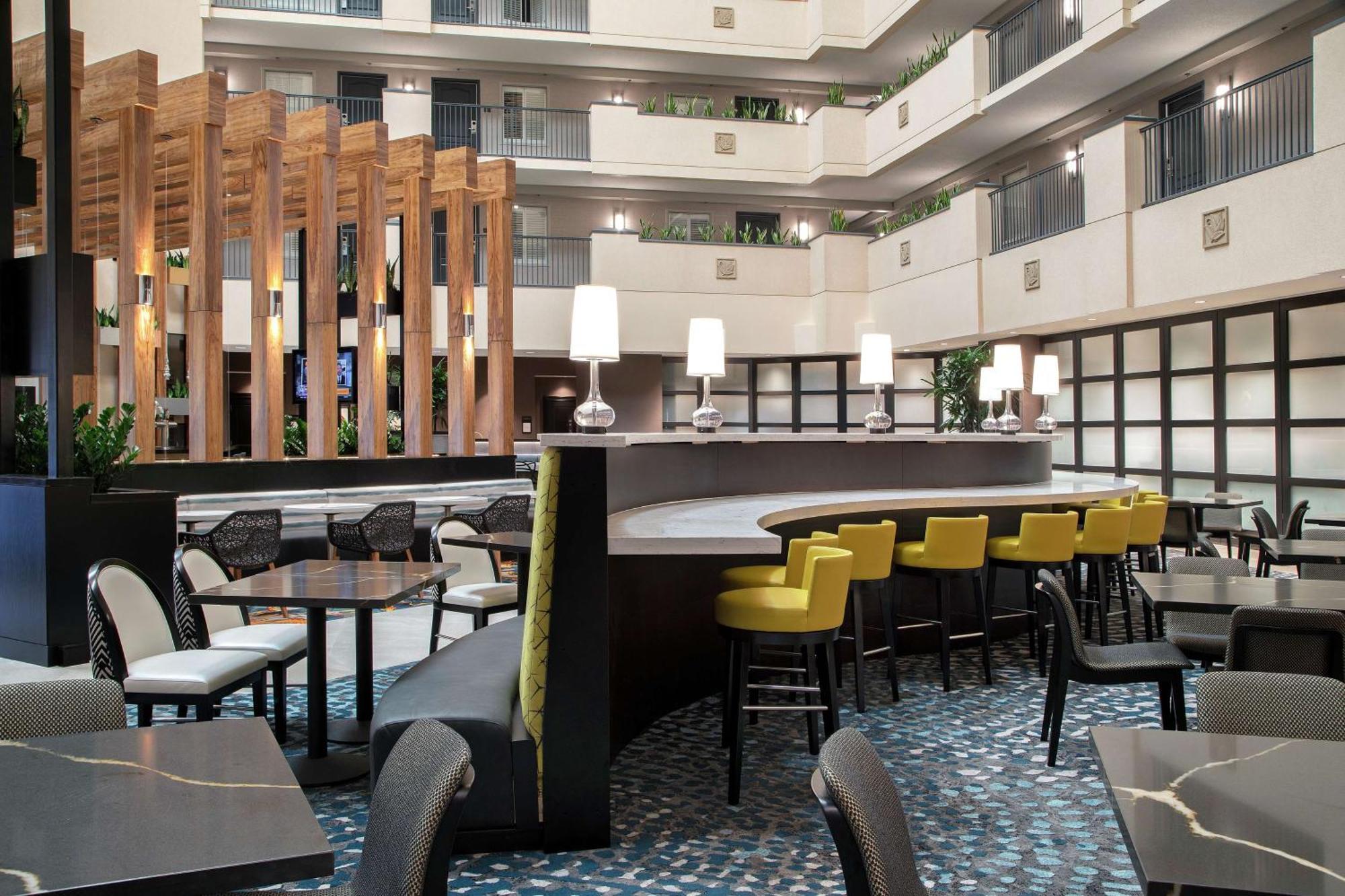 Embassy Suites By Hilton Orlando Airport Exterior foto